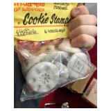 Corn On The Cob Dishes and Vintage Lot