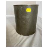 MD 211 Half Gallon Oyster Can