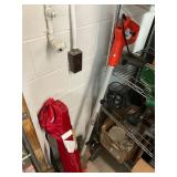 Edge Hog & Mesh Chair