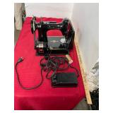Singer 221 Sewing Machine