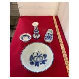 4 Piece Blue & White Glass Lot