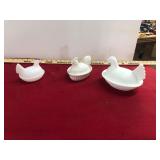 3 Nesting Hens Lot