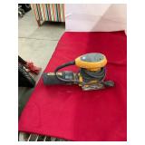 Dewalt D26441 Sander