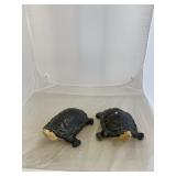 2 Vintage Turtles
