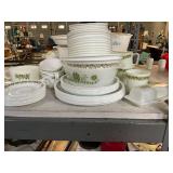 Vintage Corelle Dish Set