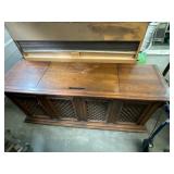 Solid State Vintage Radio