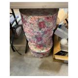 4 Hat Box's