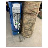 4 Iron Garden Flag Holders