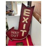 2 Metal Arrow Signs