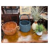 2 Baskets and 2 Artificial Plants