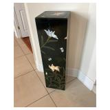 Black Lacquered East Asian Stand