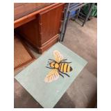 Bee Throw Rug