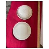 Pampered Chef Pie Plates