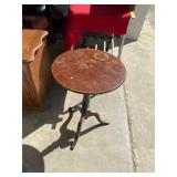Round Side Table
