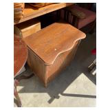 Oak Hamper