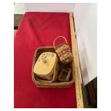 Country and Longaberger Baskets Lot