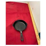 Griswold 709A Cast Iron Pan