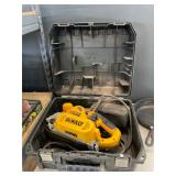 Dewalt DW433 Sander