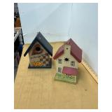 2 Wooden Bird Houses