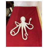 White Display Octopus