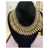Vintage Lisner Necklace