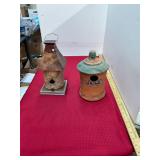 2 Bird Houses