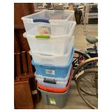 9 Plastic Totes