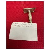 Vintage Travel Tech Razor Gillette