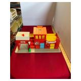 Fisher-Price Play Family Village Playset