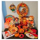 Charming Autumn Decor Collection: Vintage Thanksgi
