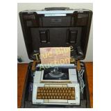 Vintage Smith-Corona Coronomatic 2200 Typewriter w