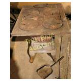 Vintage Moose No. 20 Cast Iron Cook Stove - A Rare