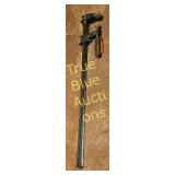 Heavy-Duty Pipe Wrench - Essential Tool for Plumbi