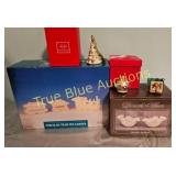 Charming Holiday Collectibles: Porcelain Train Set