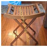 Elegant Folding Wooden Chair - Timeless Design for