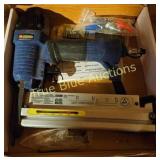 Campbell Hausfeld 2-in-1 Nail Gun/Stapler - Versat