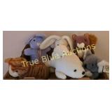 Adorable Plush Animal Collection - Perfect for Col