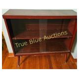 Mid-Century Modern Display Cabinet - Vintage Elega