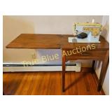 Vintage Singer Sewing Machine with Table - Classic