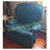 Vintage Comfort: Elegant Blue Upholstered Loveseat
