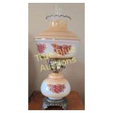 Vintage Floral Oil Lamp - A Timeless Piece of Eleg