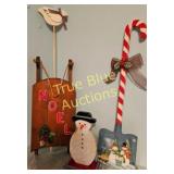 Charming Holiday Decor Set: Handcrafted Wooden Sno