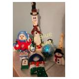 Charming Winter Wonderland: Festive Snowman Collec