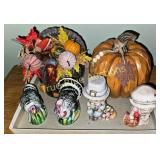 Thanksgiving Decorative Figurines and Pumpkin Cent