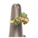 10kt SCRAP GOLD & EMERALD RING, 3.3g,
