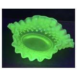 VTG. FENTON OPALESCENT URANIUM HOBNAIL RUFFLED
