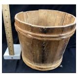 PRIMITIVE ANTIQUE FIRKIN SUGAR/SAP BUCKET