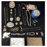 ASSORTED COSTUME JEWELRY