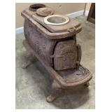 EARLY 1900s HERALD CAST IRON WOOD STOVE