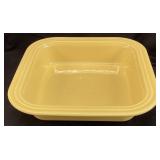 HOMER LAUGHLIN FIESTA YELLOW BAKING DISH, 10.5in W